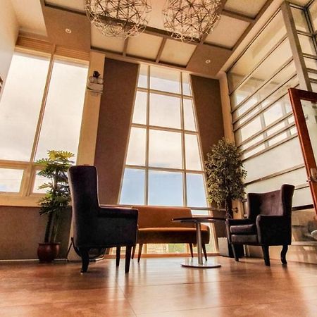 The Citywalk Suites Apartment Antipolo Eksteriør billede